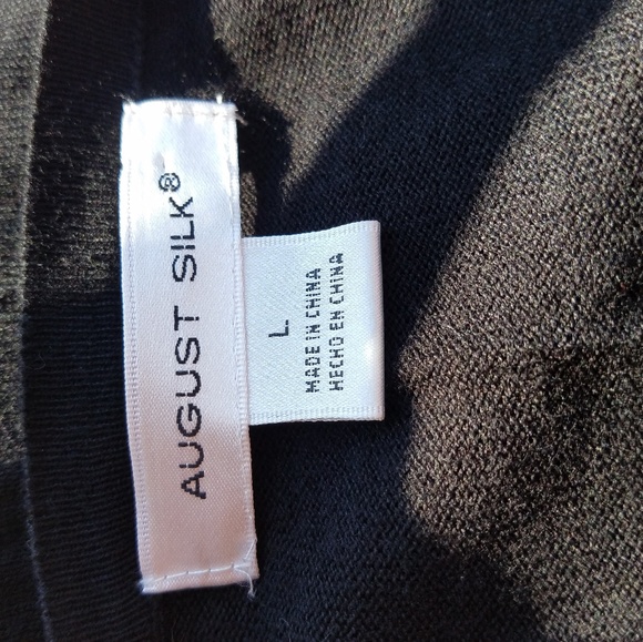 Black Diamond Button Cardigan - Picture 2 of 6